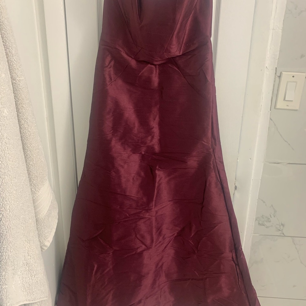 Red Strapless Sleeveless Prom Gown